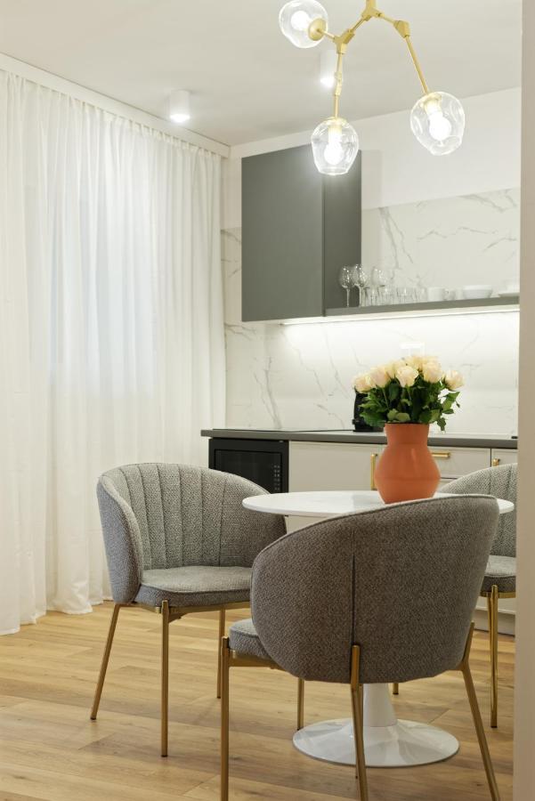 פוזנן Apartament Prestige /Miejsce Parkingowe מראה חיצוני תמונה